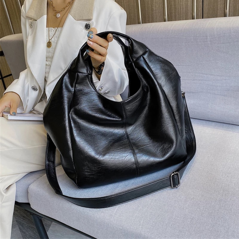 المرأة حقيبة الجراب الجلدية حقيبة هوبو حقائب كبيرة للنساء 2020 حقائب كتف كبيرة الإناث بلون بسيط حقائب كروسبودي أسود كيس