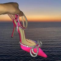2022 الصيف عالية الكعب الصنادل النساء سوبر مذهلة جديد حجر الراين غرامة الكعوب مع القوس أحذية الزفاف مثير مأدبة الأحذية