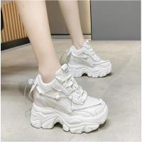 حذاء رياضي نسائي أبيض مُزين بالفلكنة حذاء تنس نسائي فاخر لرياضة التنس موضة 2021 Zapatos Mujer